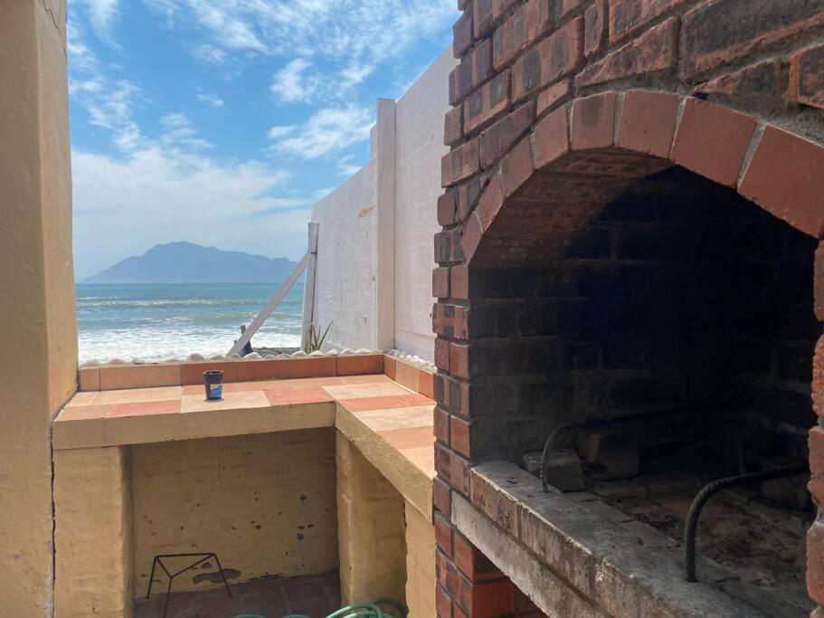 Family Surf Shack On The Beach Kapstadt Exterior foto